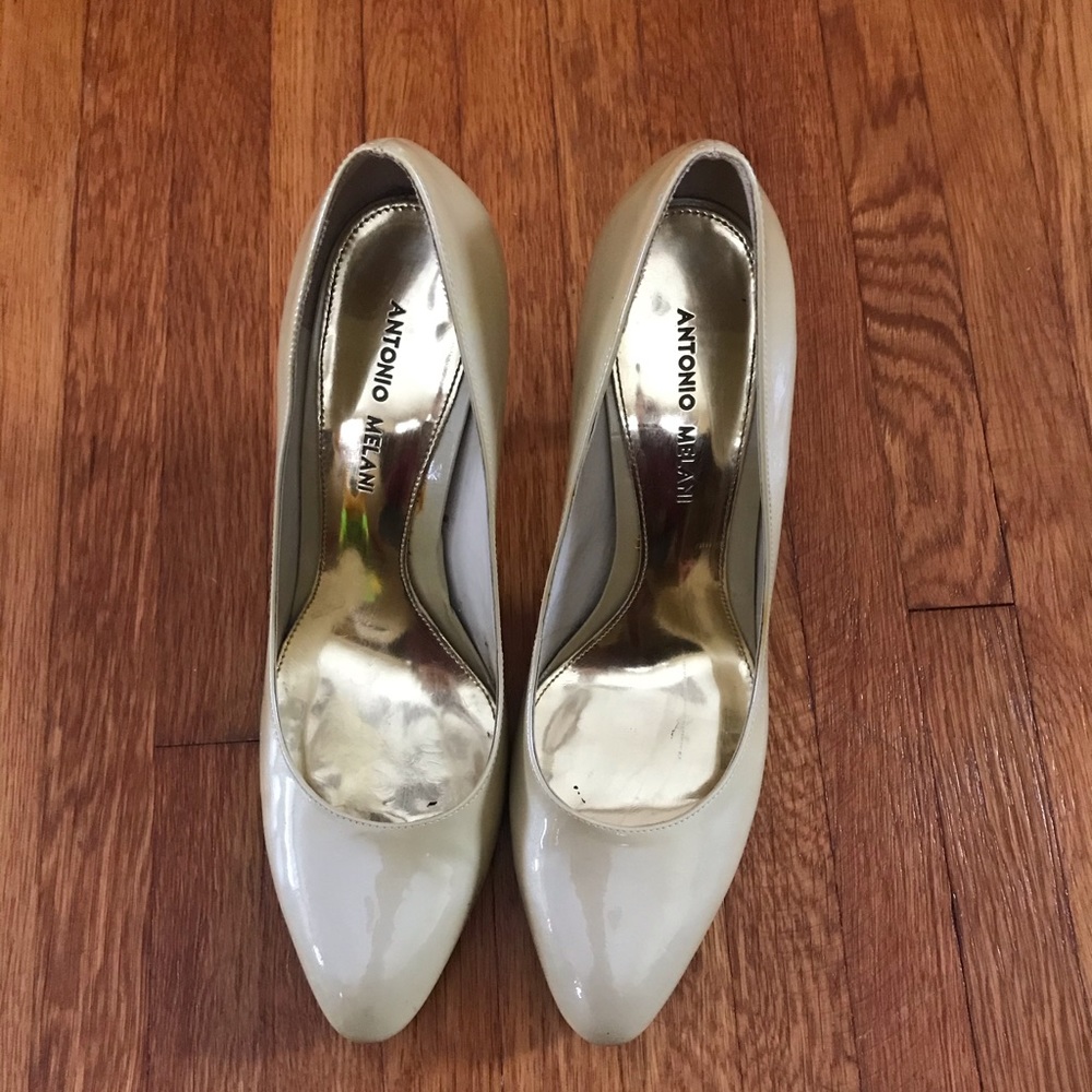 Antonio Meloni closed toe heel